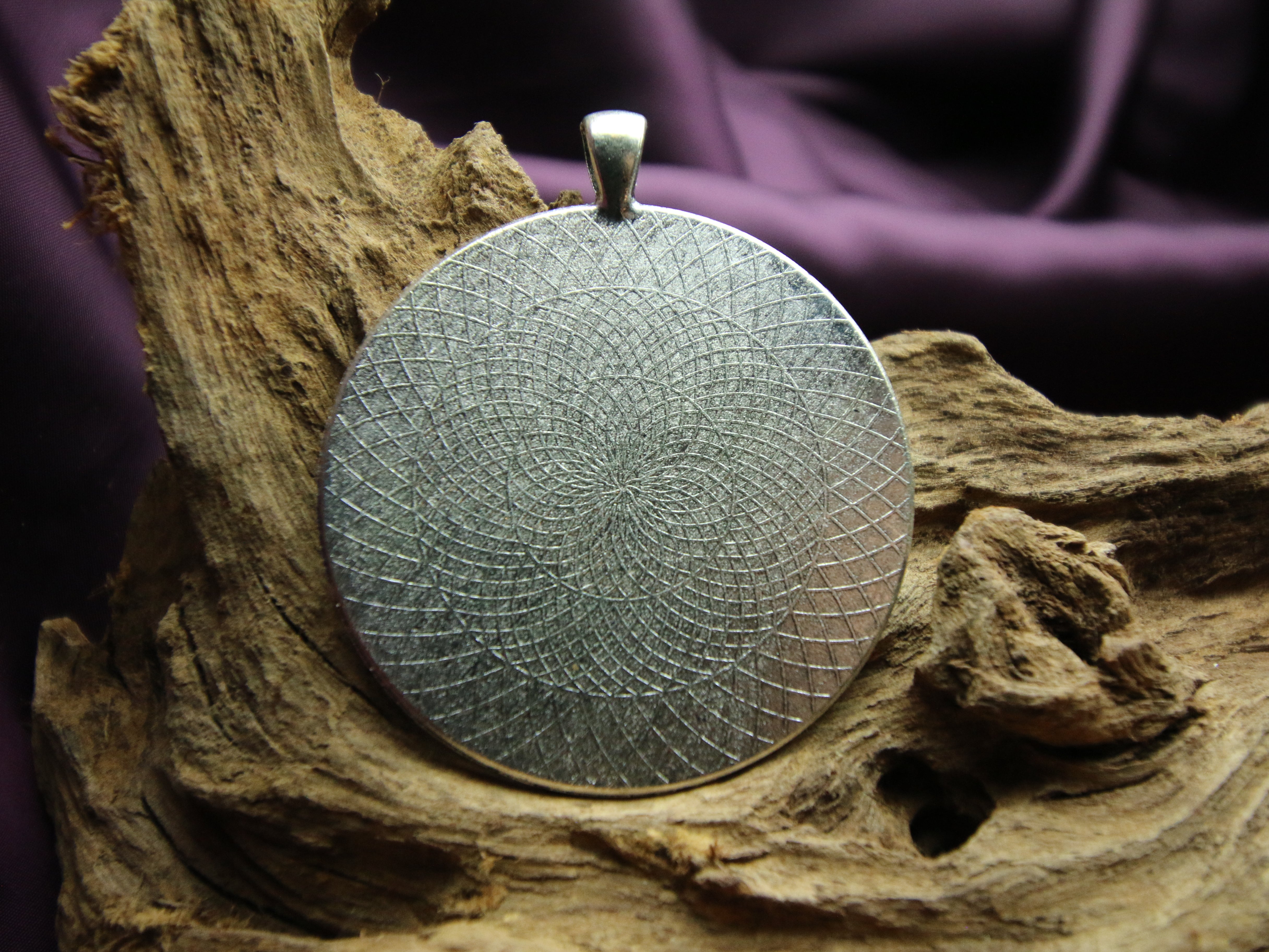 Rond Amulet XXL  - Magestic Feather