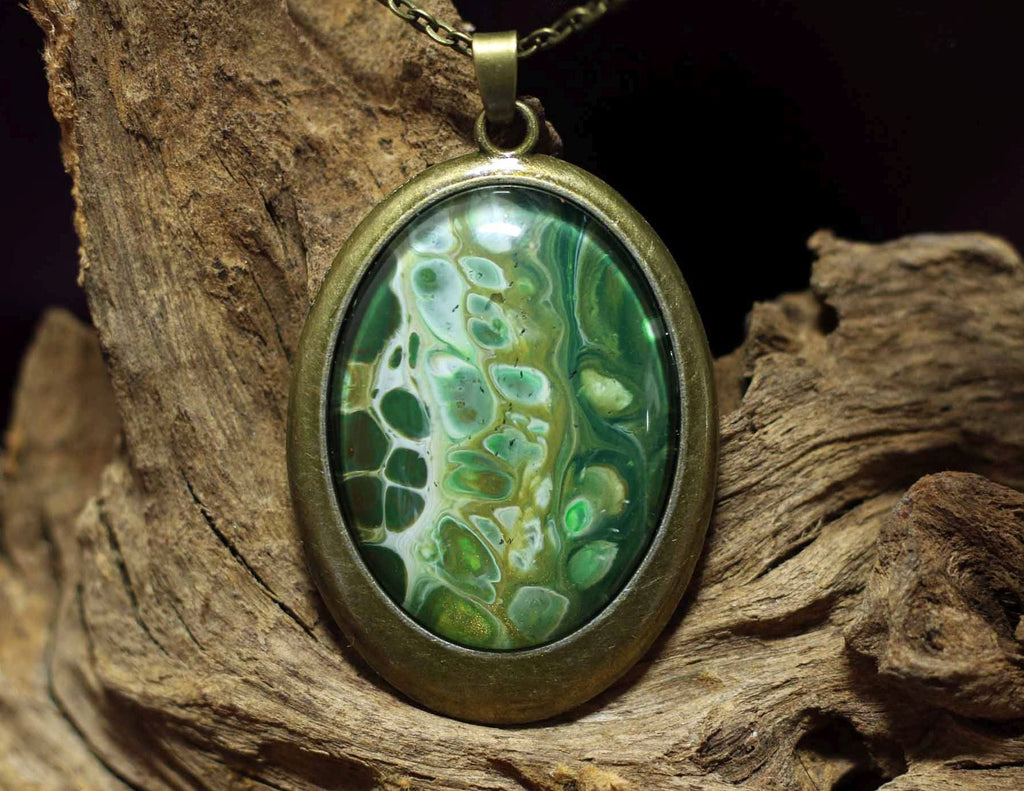 Ovaal Amulet L - Green Forest 1